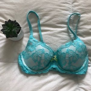 Pretty blue bra with stones 💕